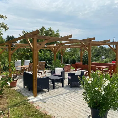 Babérsom Apartman *