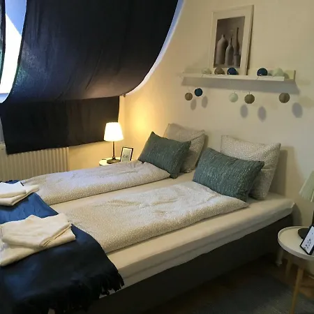 Babérsom Apartman Gyenesdiás