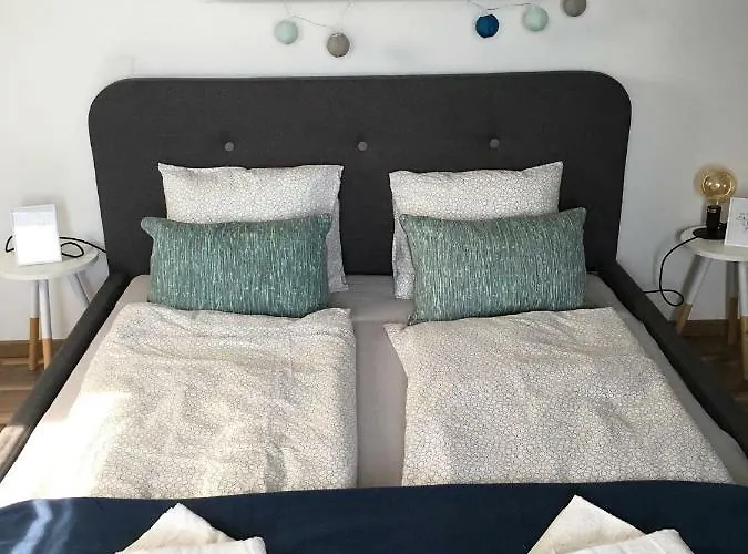 Babérsom Gyenesdiás